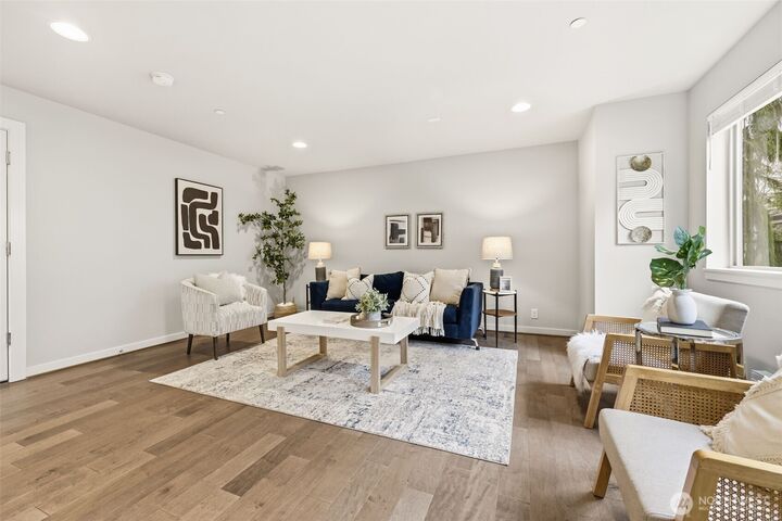 Property Photo:  1930 NW Riva Lane  WA 98027 