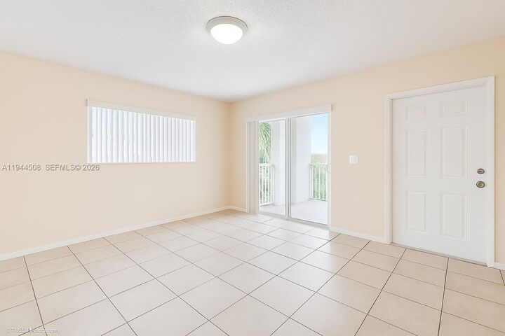 Property Photo:  2645 SW 28th Ct  FL 33133 