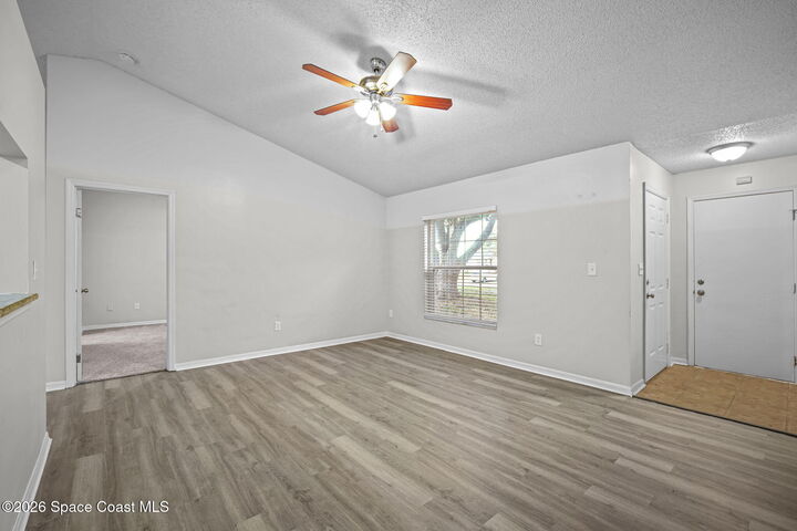 Property Photo: 1685 Yorktown Avenue FL 32796