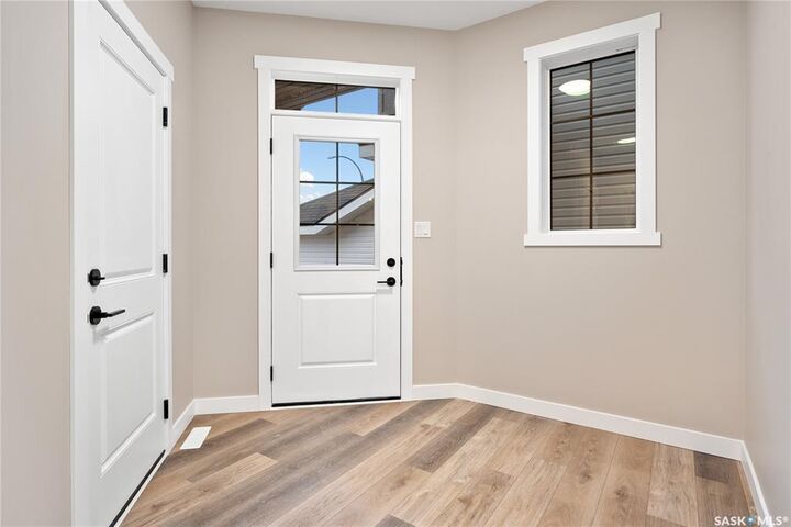 Property Photo:  3012 Dumont Way  SK S4V 3B3 