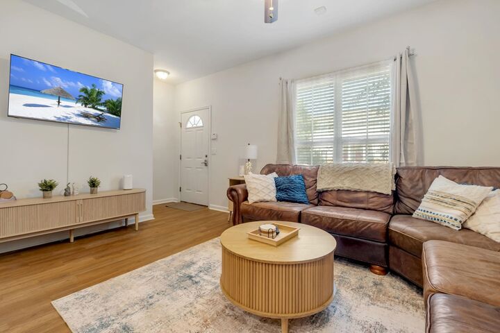 Property Photo:  1923 Ann Arbor Avenue  FL 32304 