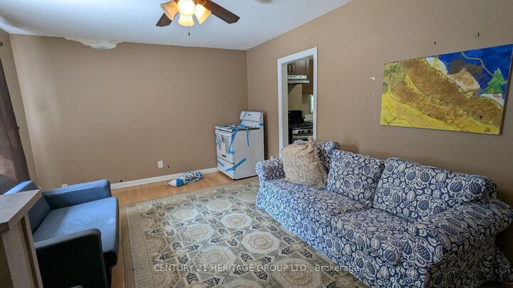 Property Photo:  25 Bush Drive  ON M1C 1G7 