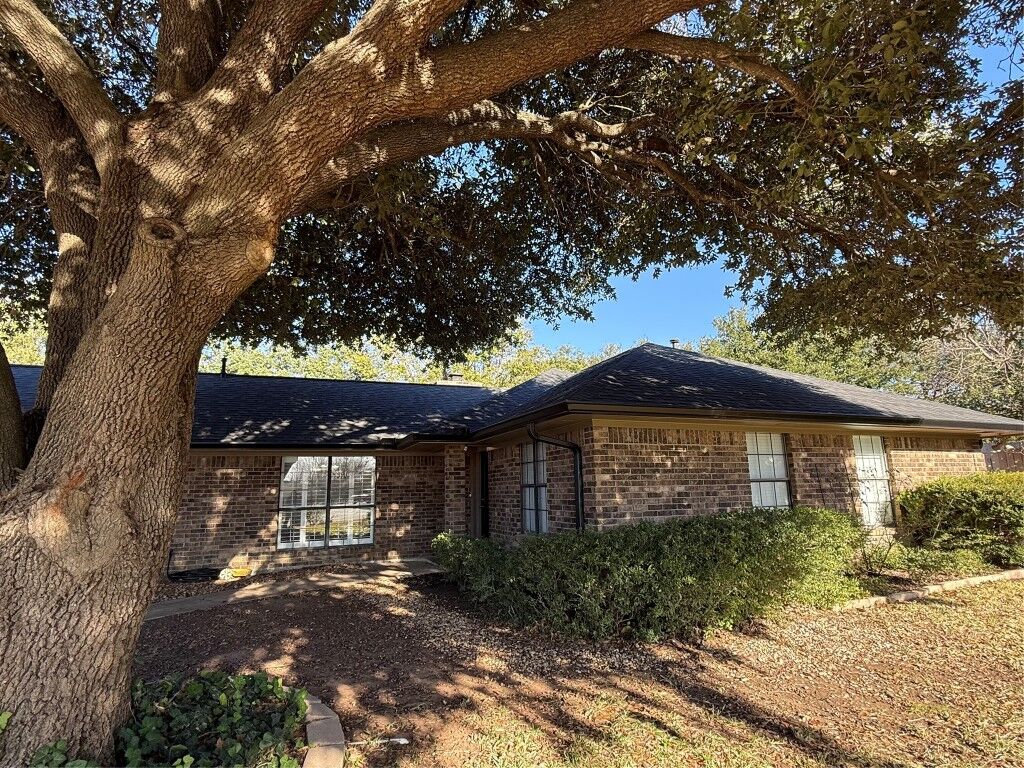 Property Photo:  605 Sabine Circle  TX 76504 