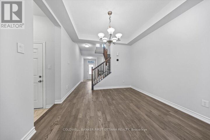 Property Photo:  509 Flagstaff Drive  ON K2J 6W1 