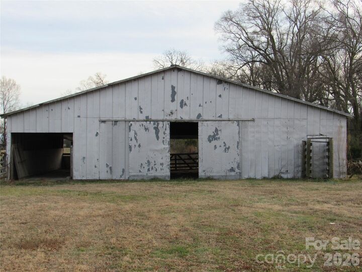 Property Photo: 1212 Marshville Olive Branch Road NC 28103