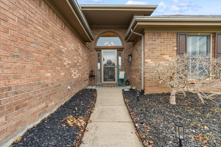 Property Photo: 6830 Sun Ridge Drive OH 45068