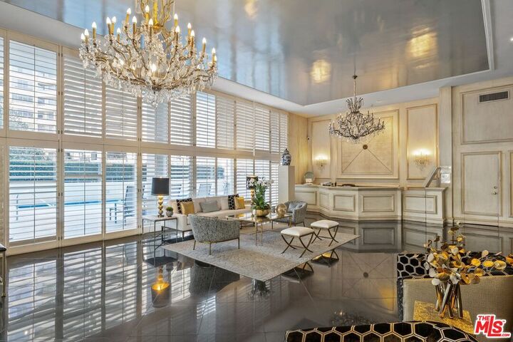 Property Photo:  10433 Wilshire Blvd  CA 90024 