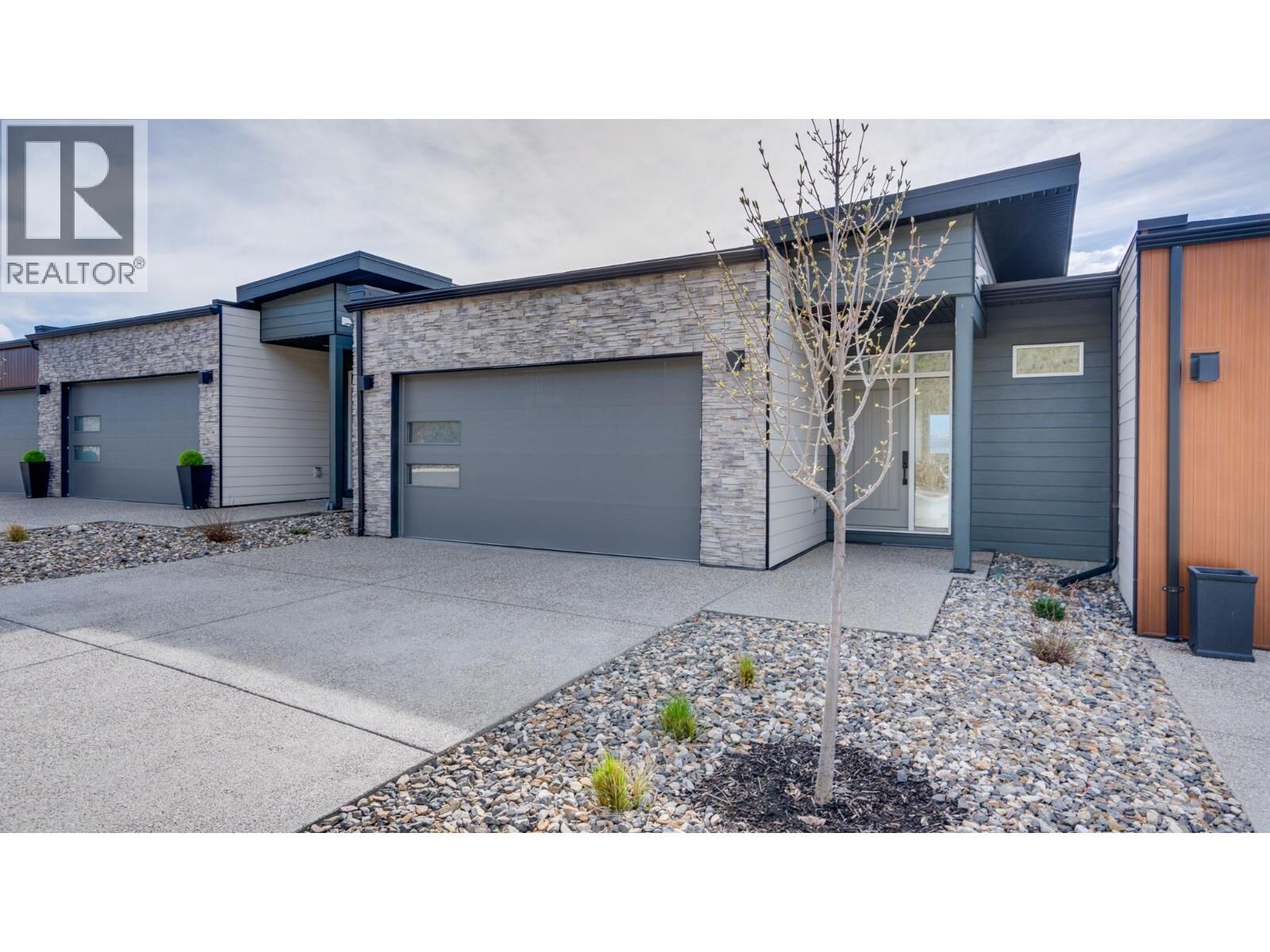 Property Photo:  7735 Okanagan Hills Boulevard 20  BC V1H 0A7 