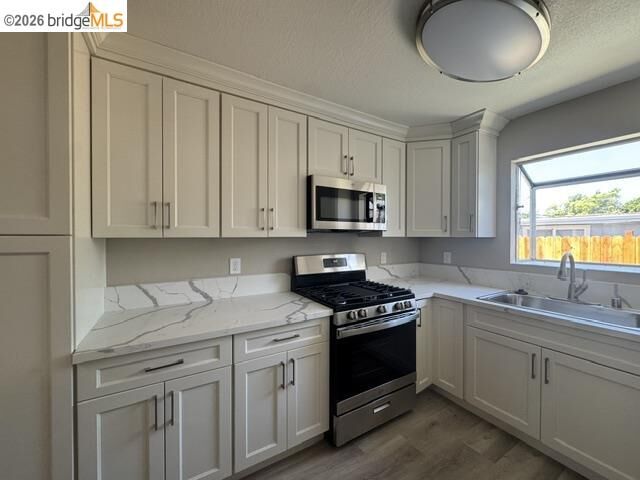 Property Photo:  35 E 16th St  CA 94509 
