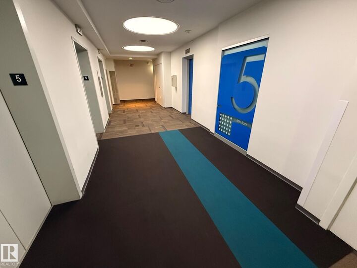 Photo de la propriété:  10024 Jasper Avenue NW 505  AB T5J 1R9 