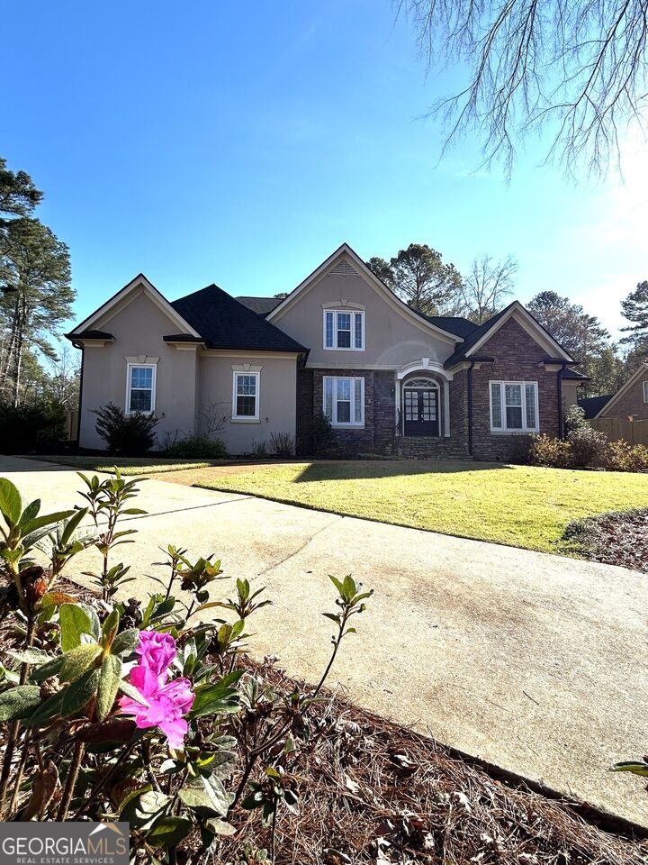 Property Photo:  114 Red Oak Trail  GA 30240 