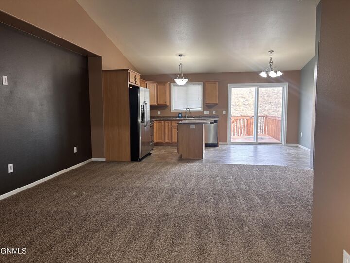 Property Photo:  304 8th Street NW  ND 58854 