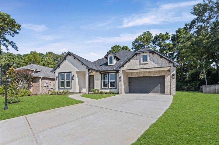 Property Photo:  151 Wyndemere Drive  TX 77356 