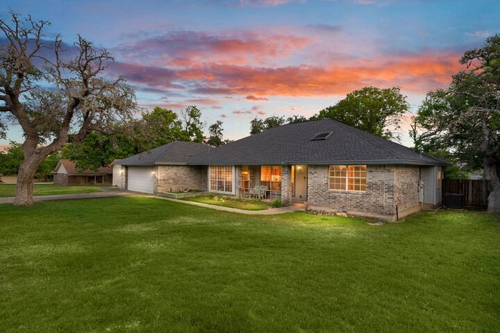 Property Photo:  104 Holly Hill Dr  TX 78028 