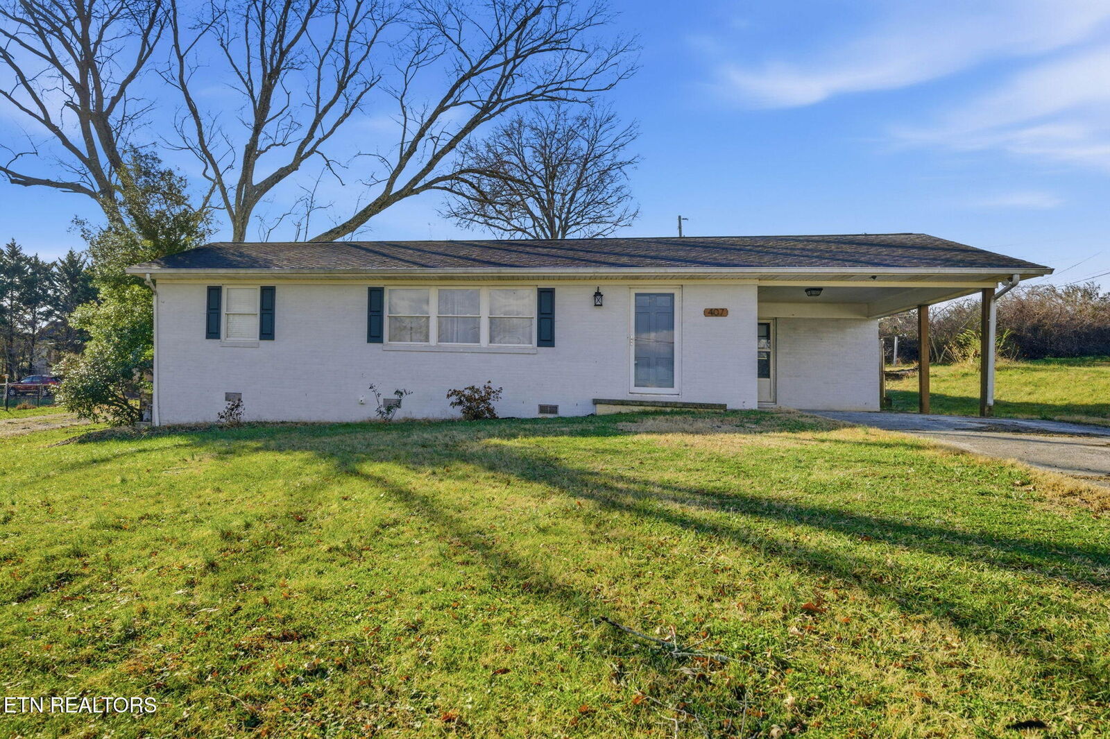Property Photo:  407 Kildare Drive  TN 37760 