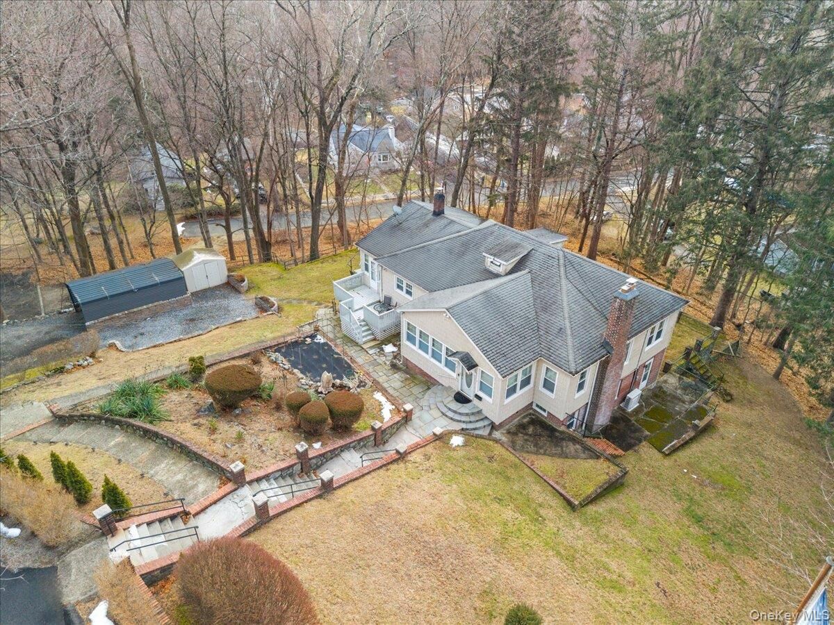 Property Photo:  9 Crescent Hill Drive  NY 10567 