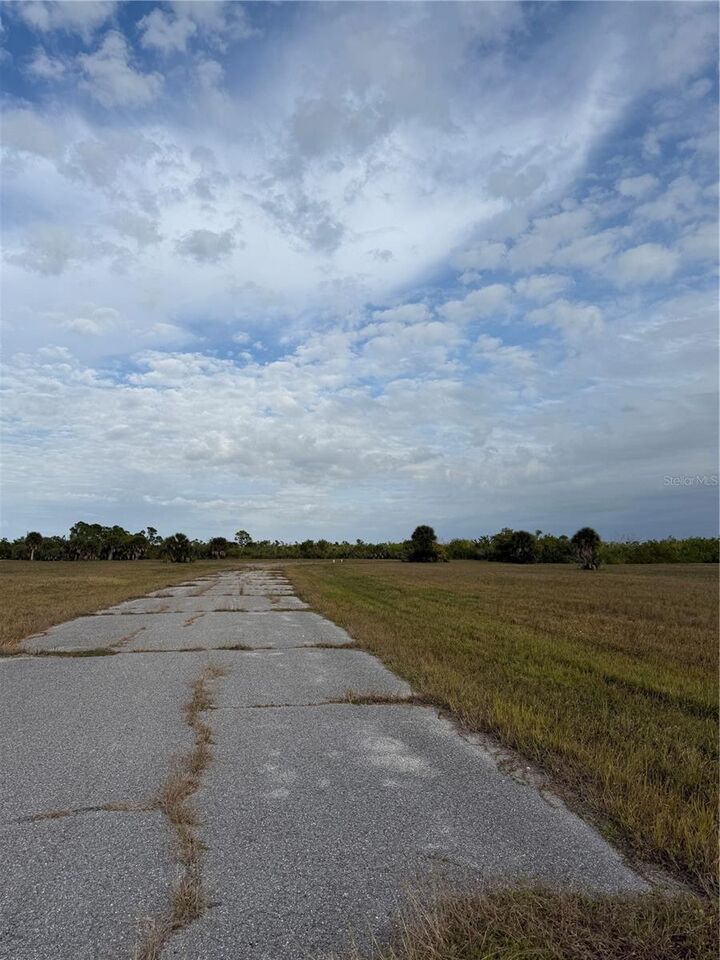 Property Photo:  14495 Marlin Court  FL 33946 