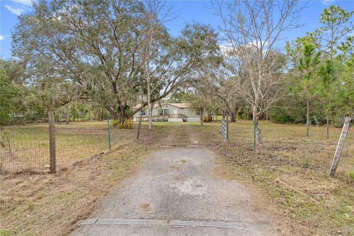 Property Photo:  3575 Jamie Court  FL 33898 