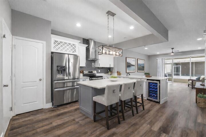 Property Photo: 26532 Castleview Way FL 33544