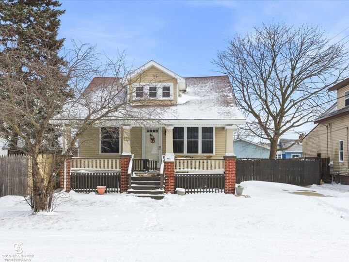 Property Photo:  432 12th Street  MI 48060 