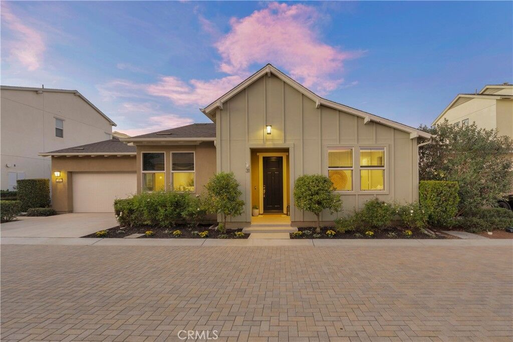 Property Photo:  31 Alienta Lane  CA 92694 