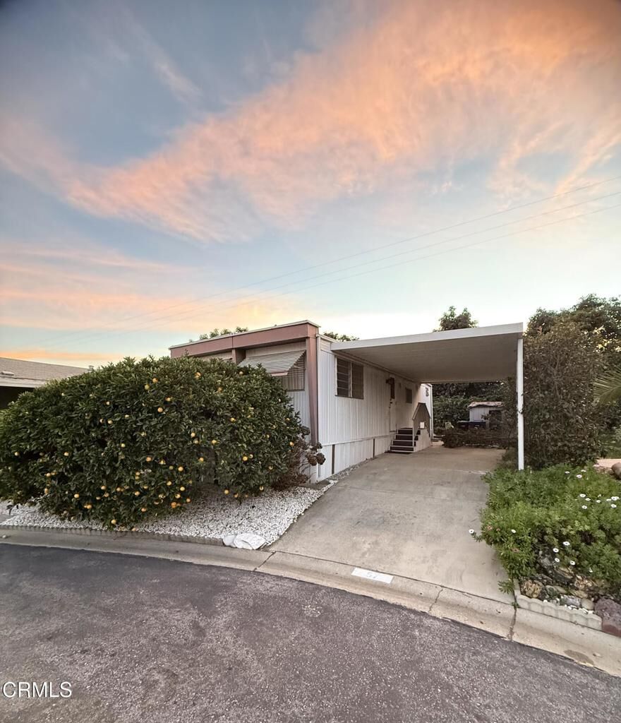 Property Photo:  11100 Telegraph Road 57  CA 93004 