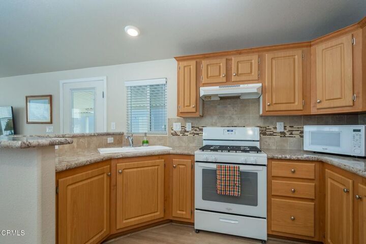 Property Photo:  103 Madonna Lane 103  CA 91320 