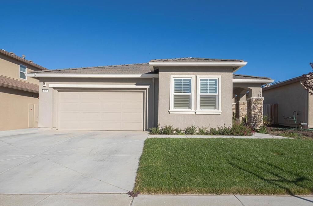 Property Photo:  509 Davalos Street  CA 93960 