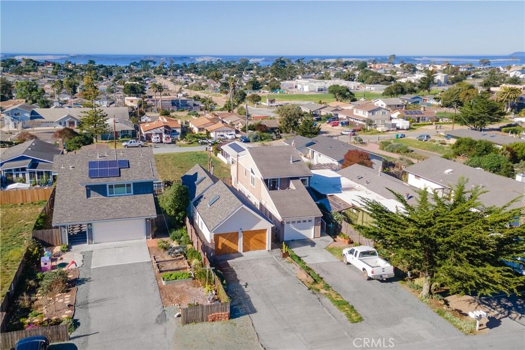 Property Photo:  1421 13th  CA 93402 