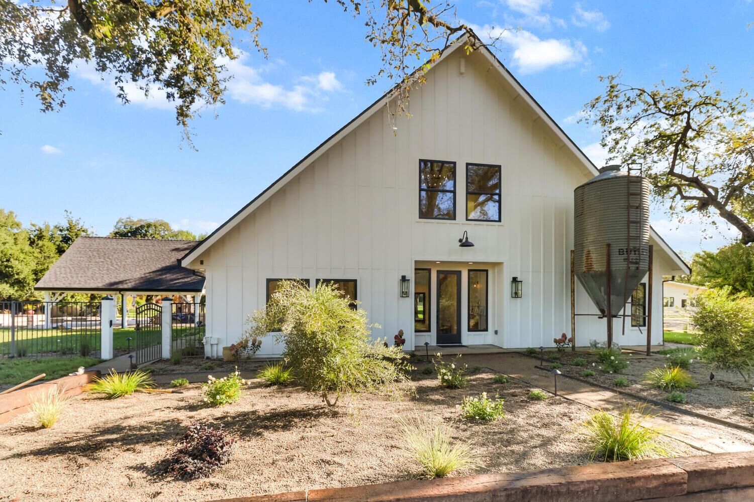 Property Photo: 10412 Sheldon Road CA 95624