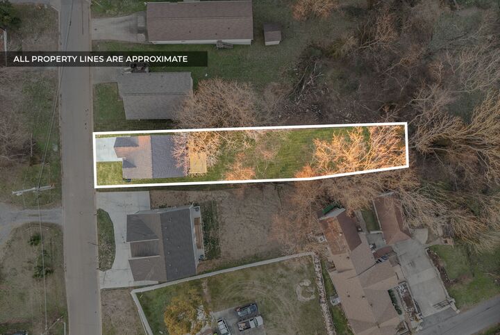 Property Photo:  419 9th St  TN 37040 