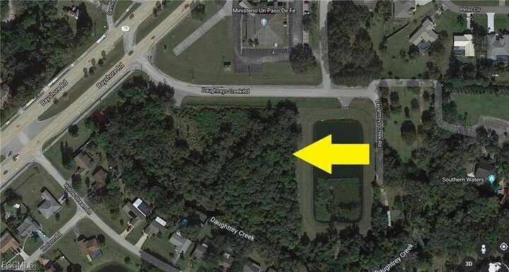 Property Photo:  16440 Daughtreys Creek Road  FL 33917 