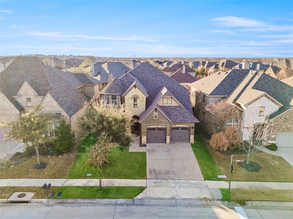 Property Photo: 8732 James Drive TX 76226