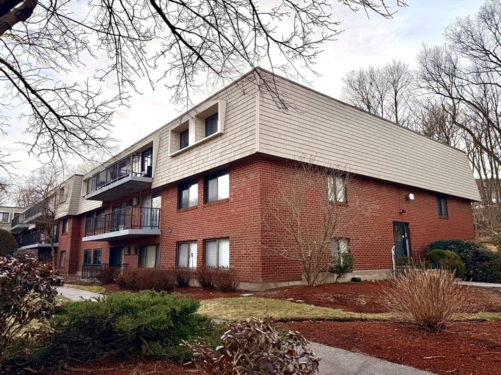 Property Photo:  573 Broad St 325  MA 02189 