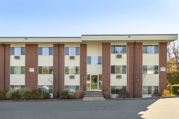 Property Photo:  74 Beach St 1-6  MA 01801 