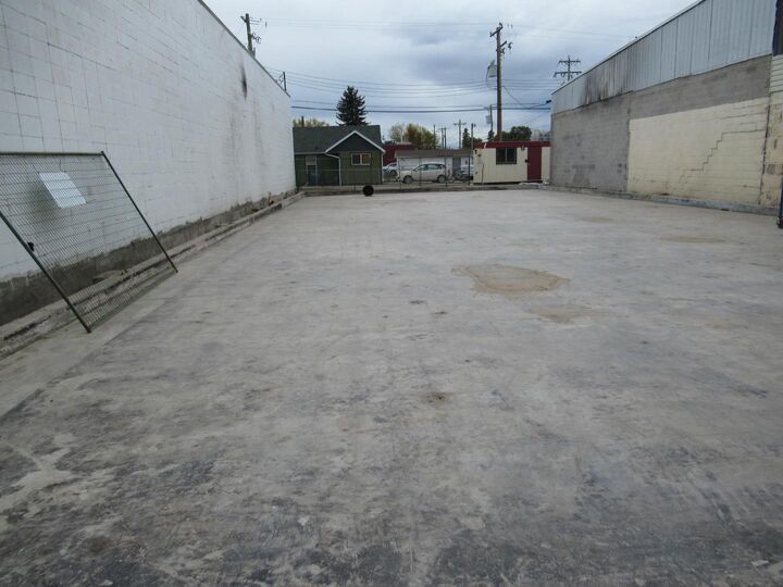 5106 50 Street — photo 1