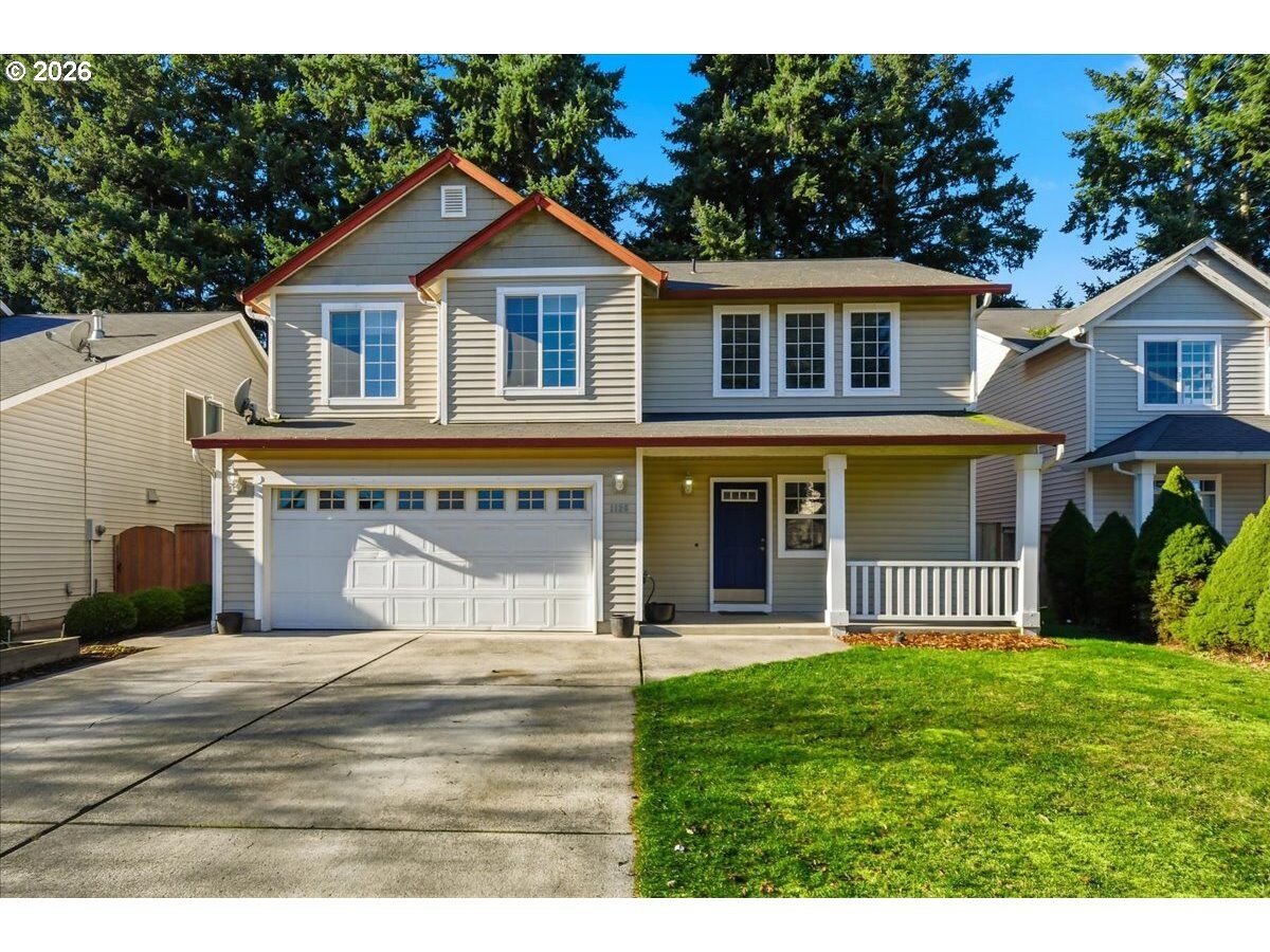 Property Photo:  1126 SE 182nd Ave  WA 98683 