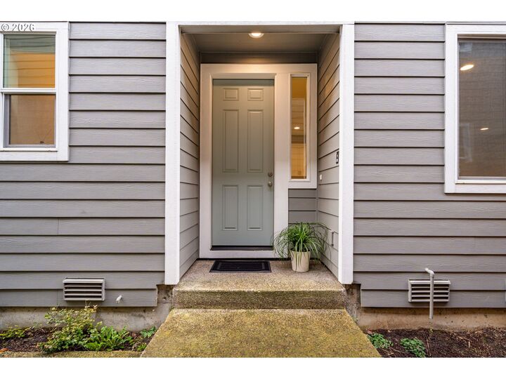 Property Photo:  3018 N Pioneer Canyon Dr  WA 98642 