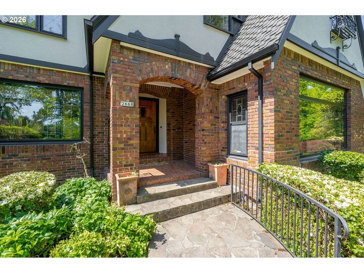 Property Photo:  2668 NW Cornell Rd  OR 97210 