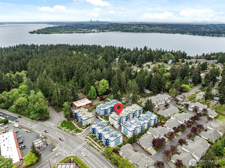 Property Photo:  7629 NE 122nd Court 7  WA 98034 