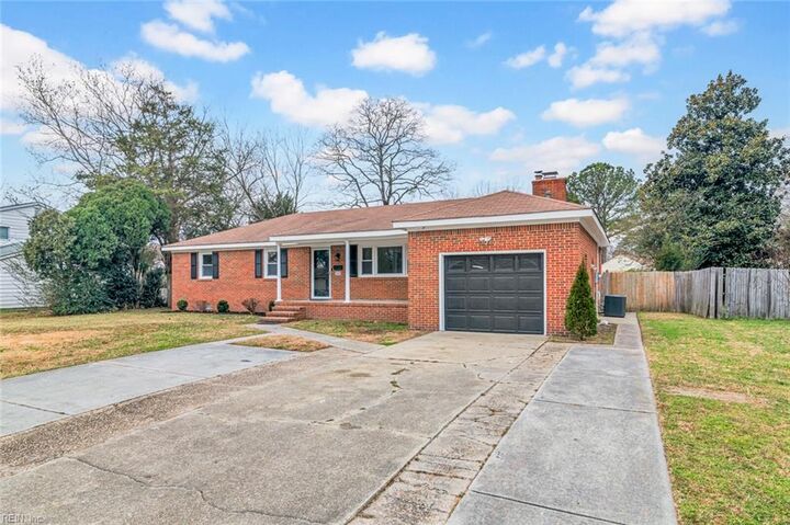 Property Photo:  201 Upperville Rd  VA 23462 