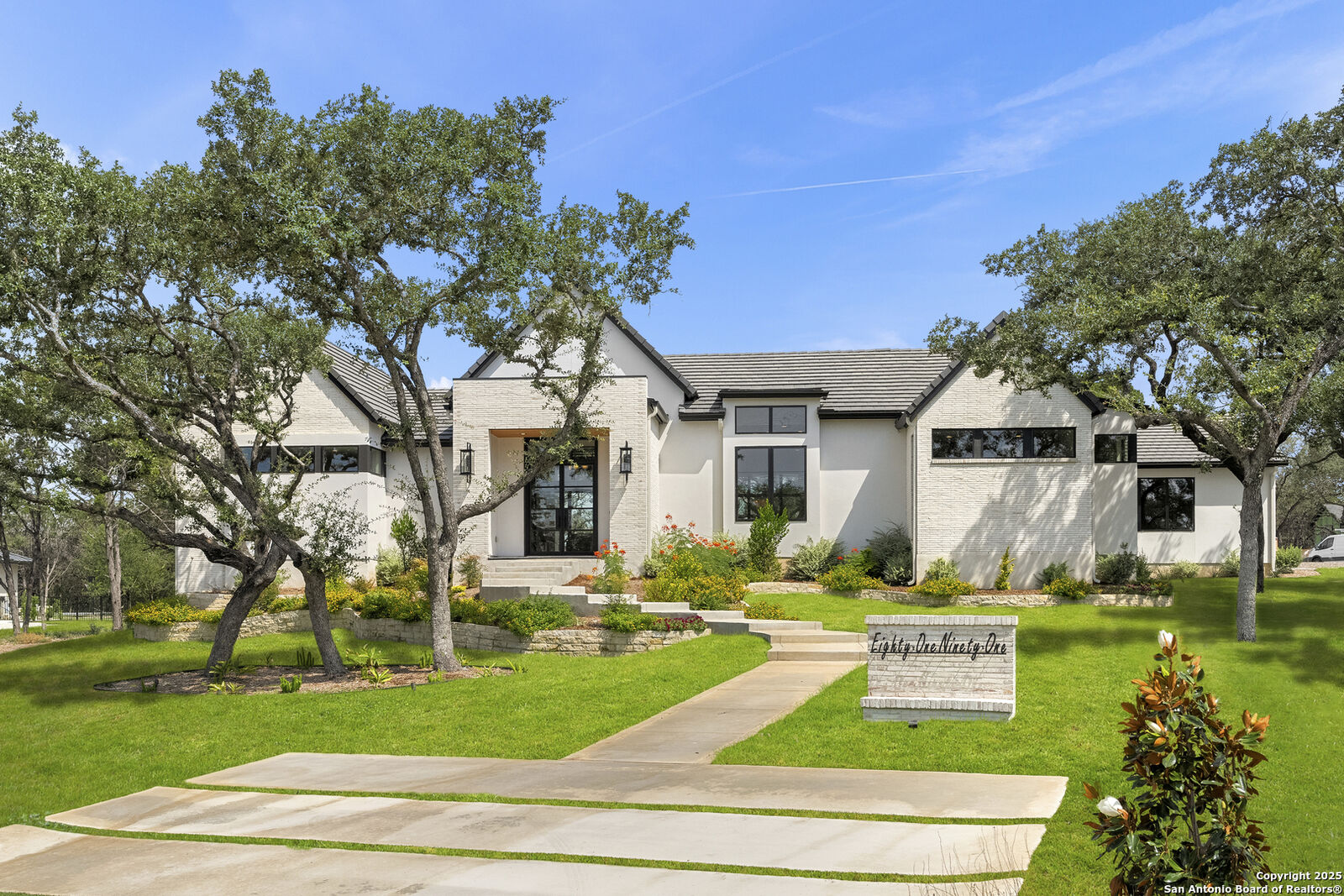 Property Photo:  8191 Blue Oak Way  TX 78266 