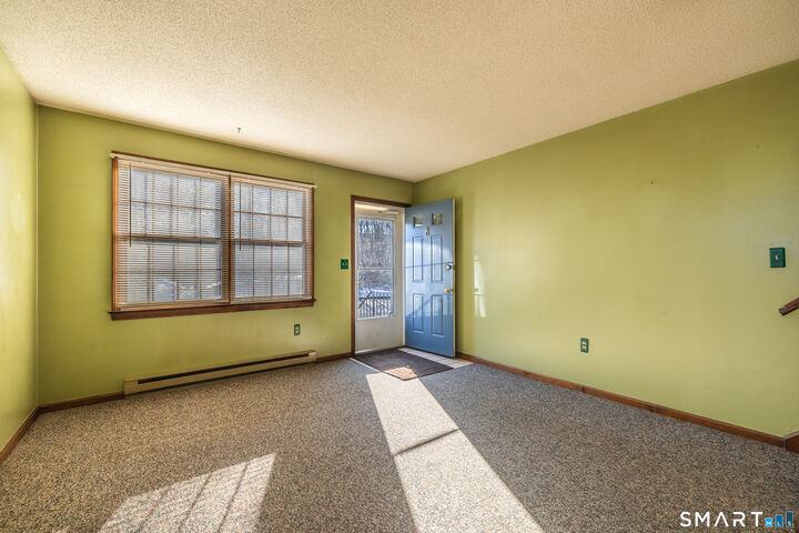 Property Photo:  13 Holt Street Apt 8  CT 06786 