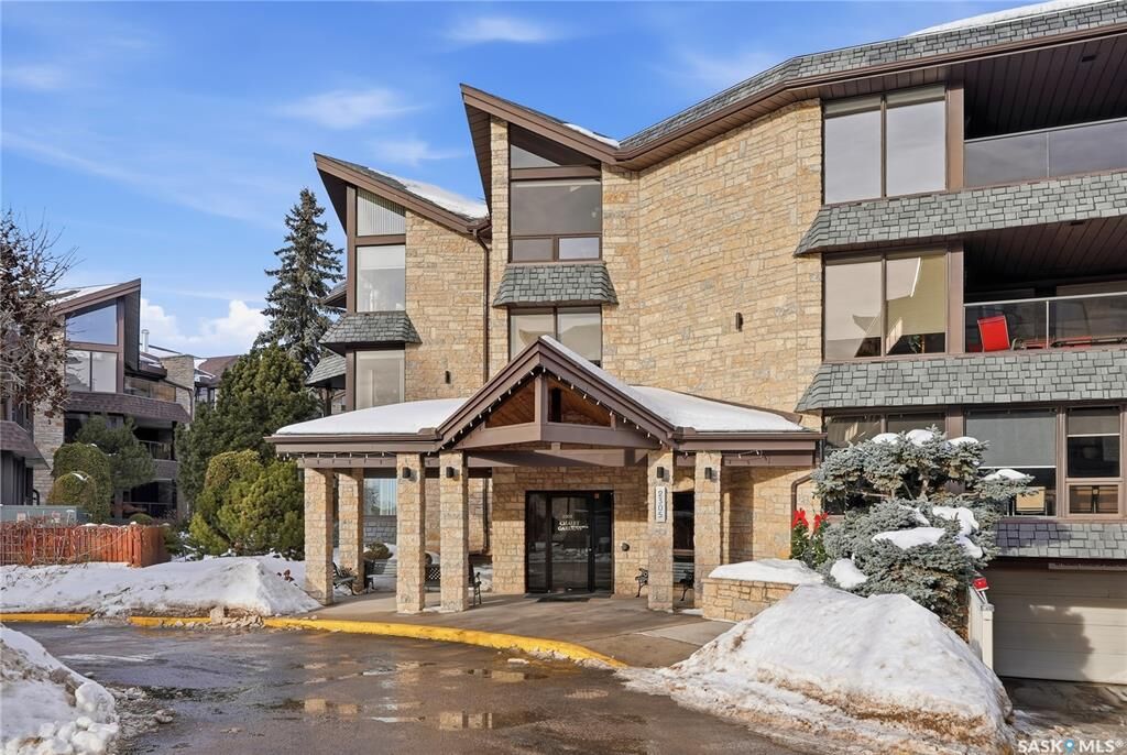 Property Photo: 2305 Adelaide Street E 311 SK S7J 5H6