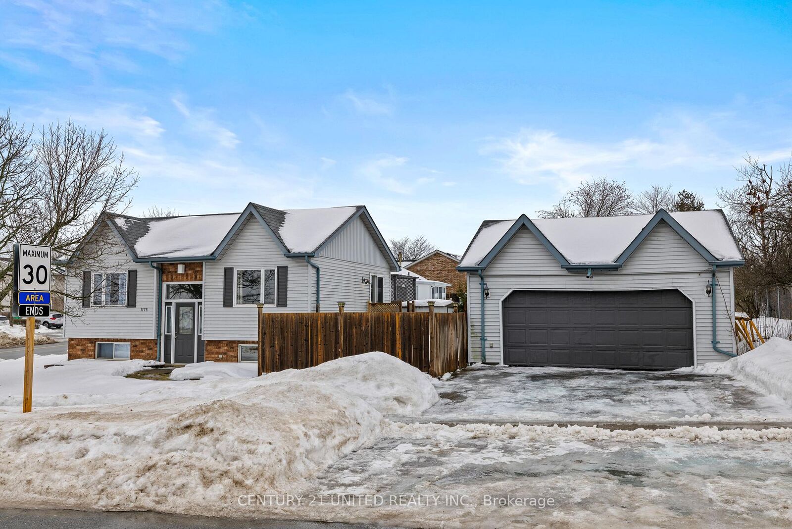 Property Photo:  1175 Neptune Street  ON K9H 7M7 