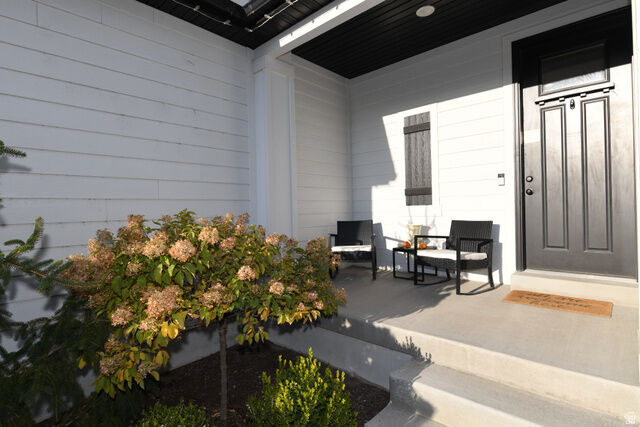 Property Photo:  322 N 460 E  UT 84059 