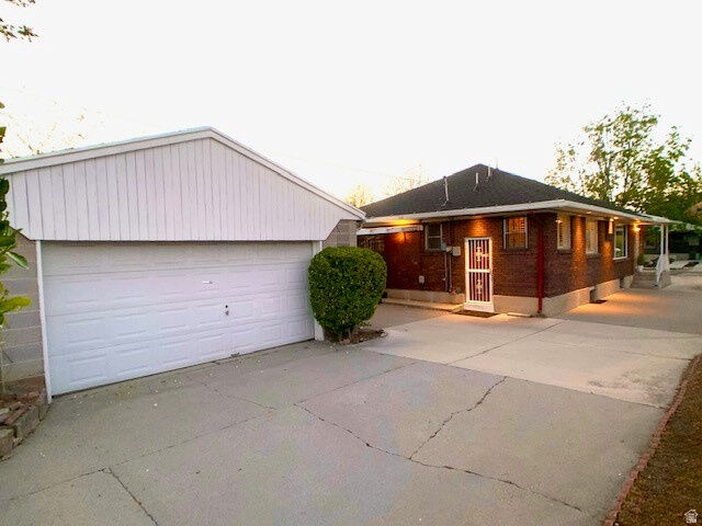 Property Photo:  672 E Redondo Ave S  UT 84105 