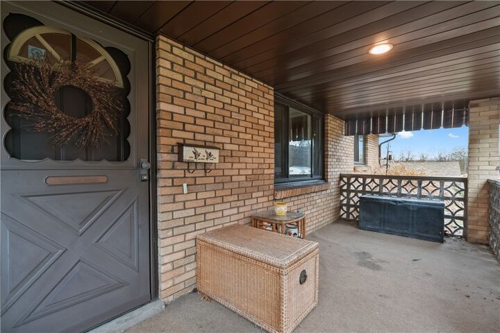 Property Photo:  1633 Carmella Drive  PA 15227 