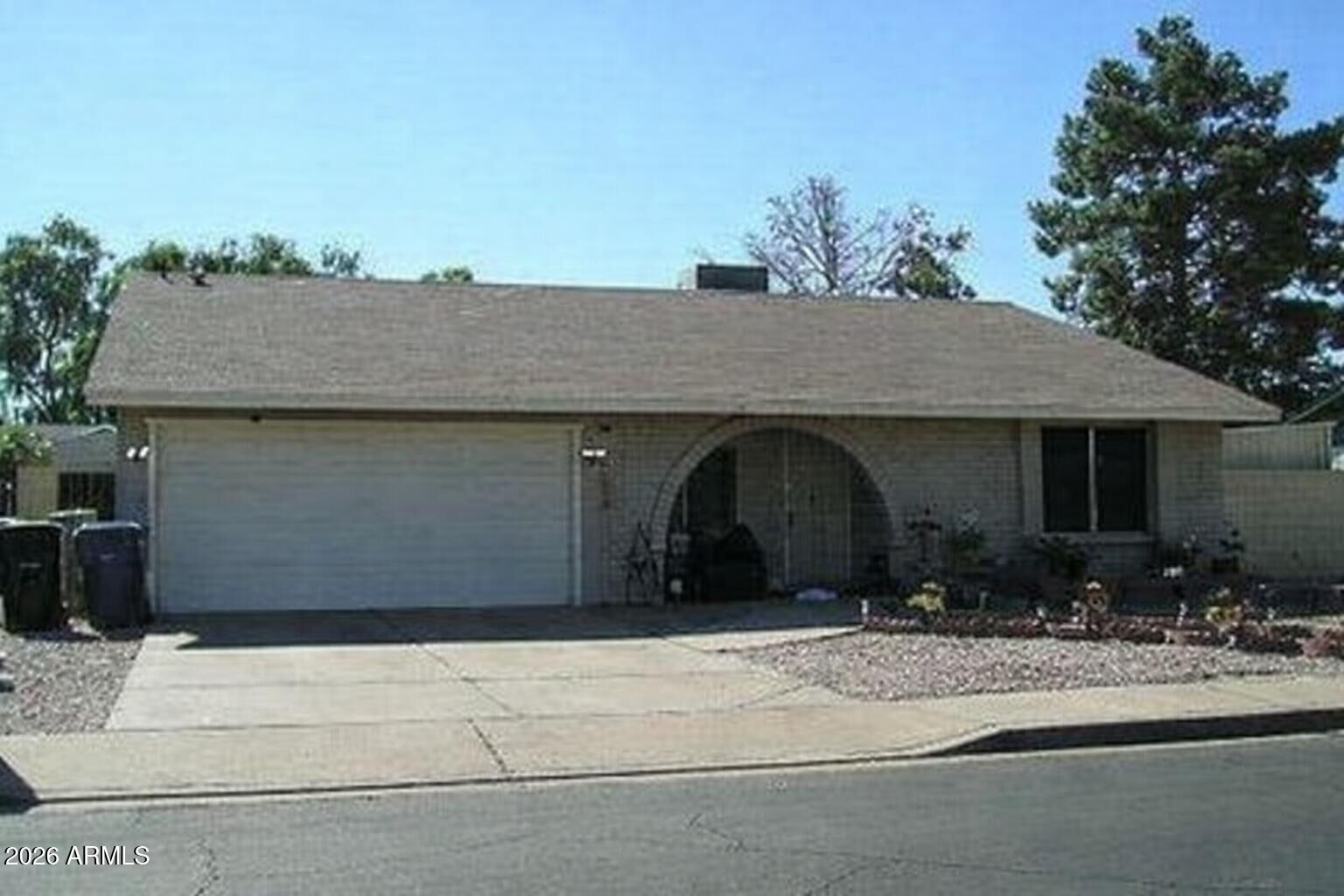 Property Photo: 2259 E Harmony Avenue AZ 85204
