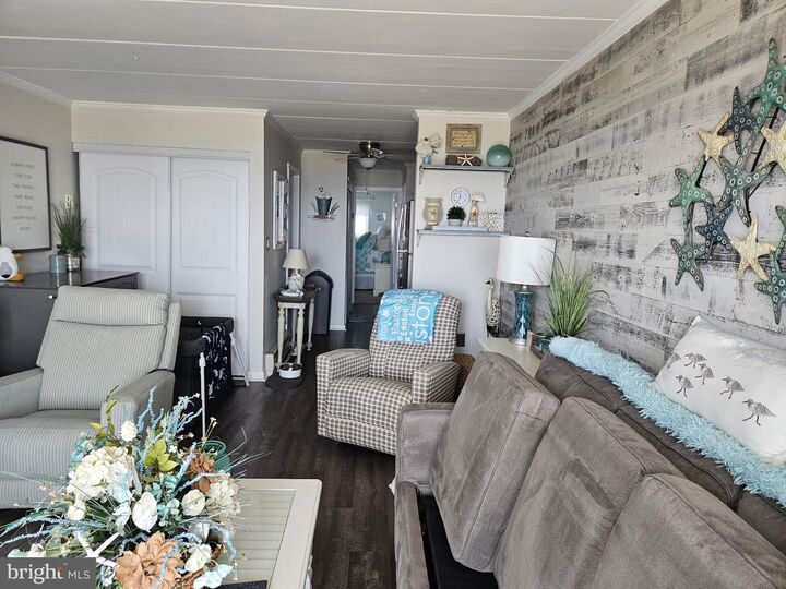 Property Photo: 5101 Atlantic Avenue 2030B MD 21842